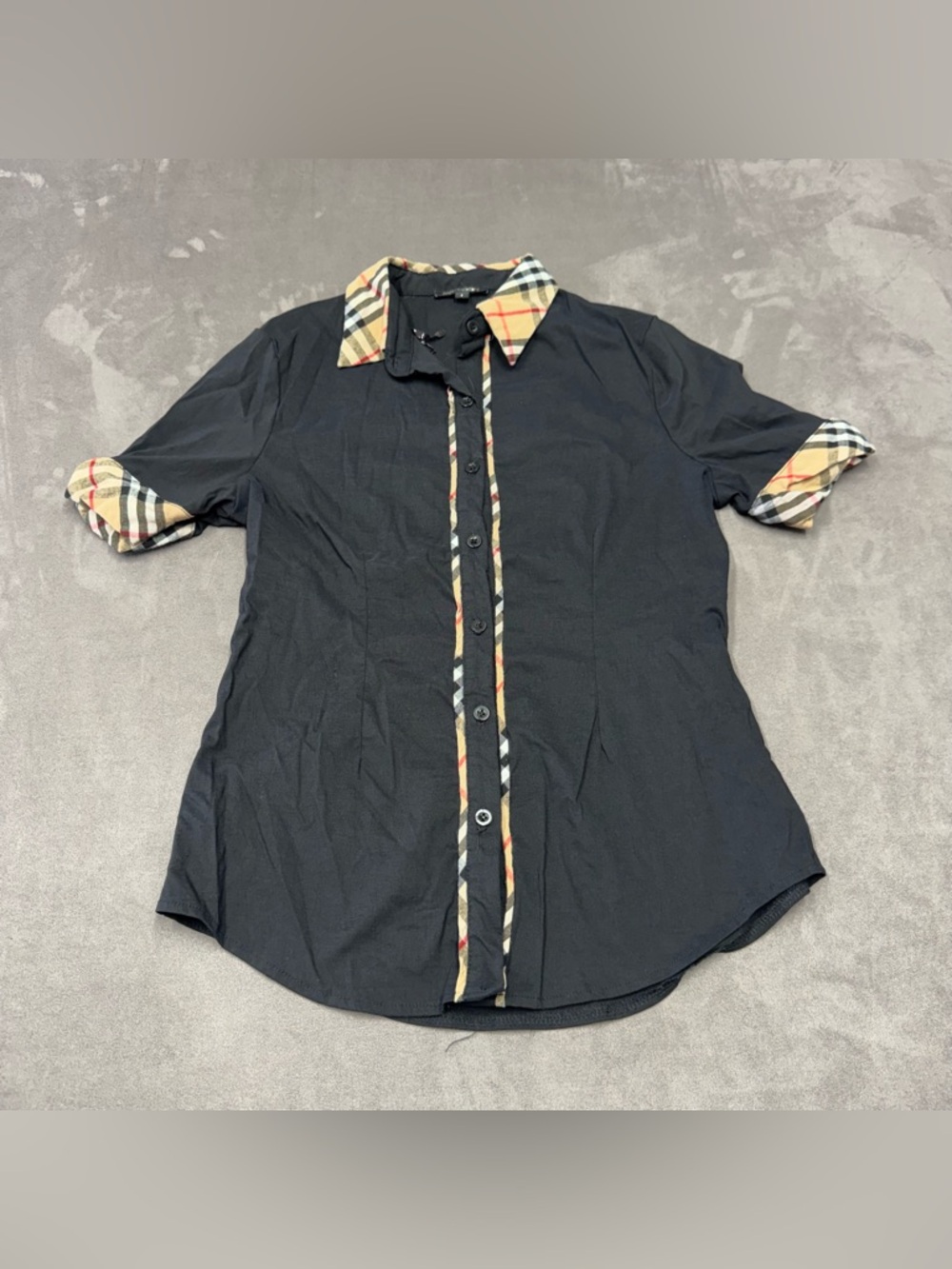 Papermoon Black Short-Sleeve Button-Up Shirt with Plaid Trim women’s small